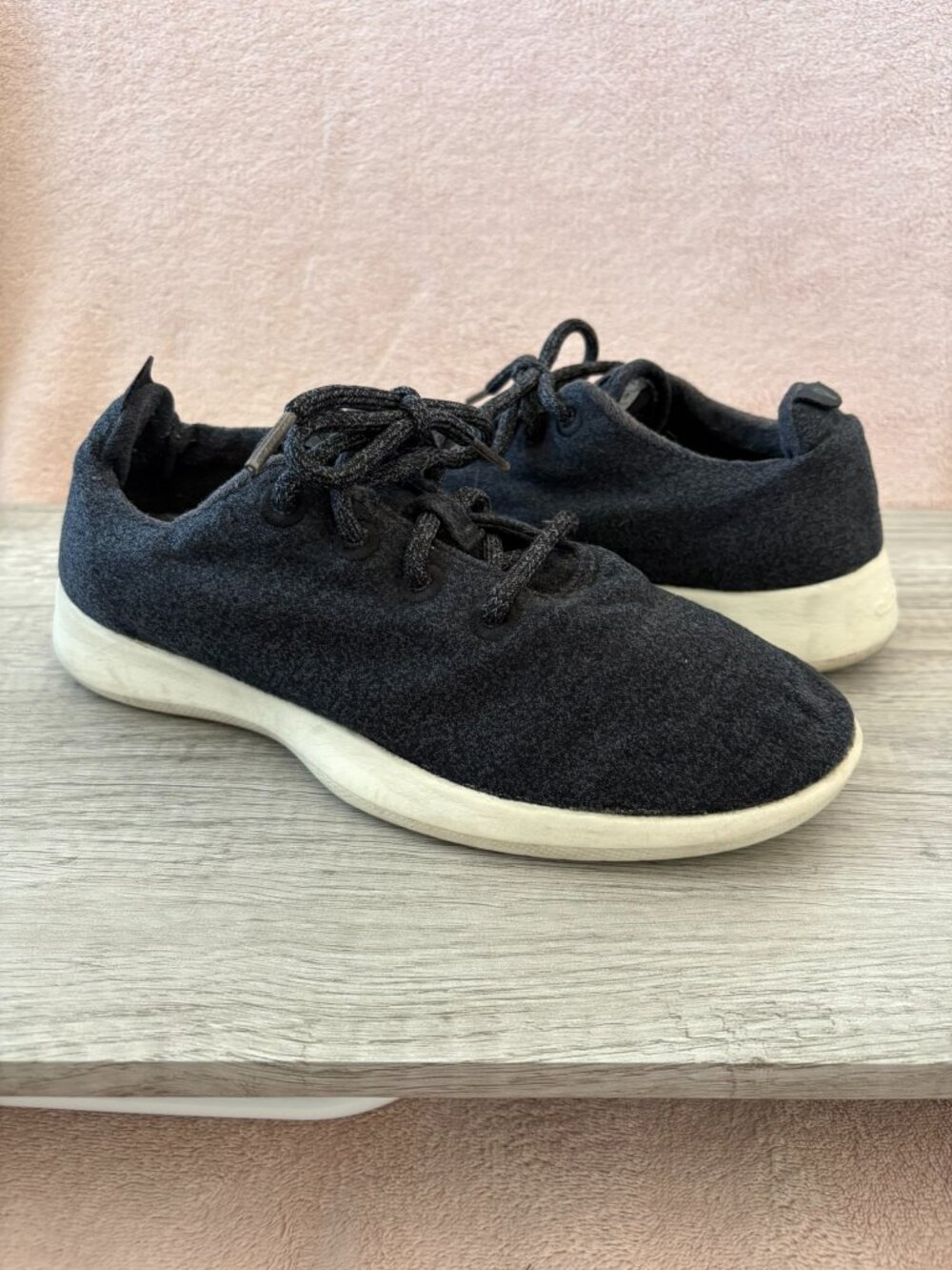 Allbirds Wool Runner Black Wool White Midsole Lace Up Sneaker Womens 9